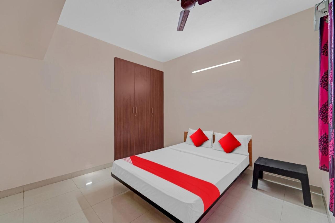 Hotel O Grand Residency Guduvancheri Bagian luar foto